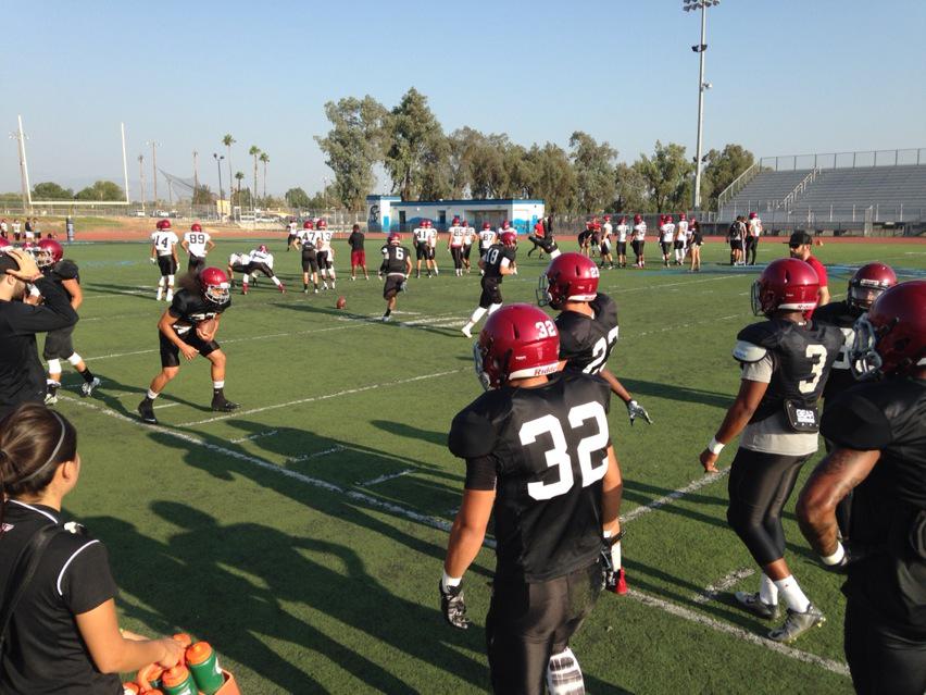 Inland_Sports's tweet photo. Former #MorenoValley HS star Uaki Suliafu and #AzusaPacufic at @San GSpartanFB for Scrimmage. @SportswithPep http://t.co/6pH7P12D1F