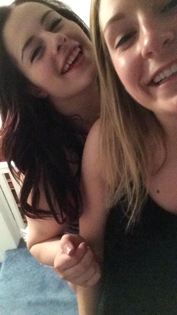 AngeliicaMariee's tweet photo. Can't believe she leaves for college tomorrow. I'm going to miss you so much @alyssadriggs ilyโค๏ธ๐ญ. #he4l #fathajahn http://t.co/U2v3PRmtcY
