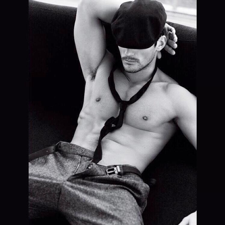 “<a href="/OhMyGandyFans/">OhMyGandy!</a>: O.M.F.G‼️🚨😳 #DavidGandy <a href="/dolcegabbana/">Dolce&Gabbana</a> <a href="/MarianoVivanco/">Mariano</a> ”😍😍😍😍😍