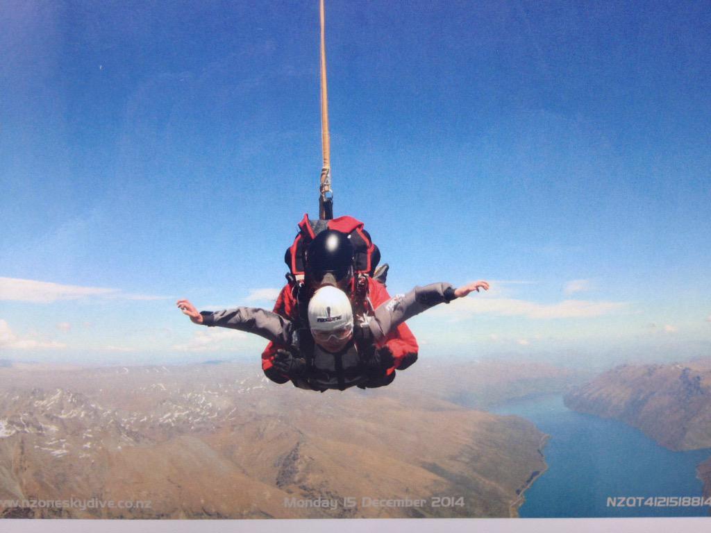 JiffanyJiang's tweet photo. Embrace the fear, I did. #queenstown #throwback @NzoneSkydive http://t.co/e6iM8EUp4m