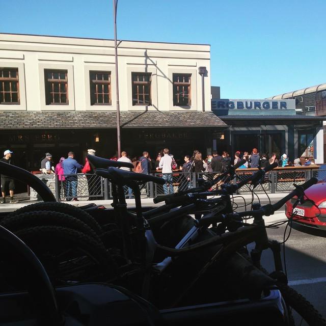 JSilkstone's tweet photo. After a hard bit of trail riding I like to refuel with a #ferg #fergburger #fergbaker #mrsferg #burger #bikes #down… http://t.co/8IAhmKDxRe