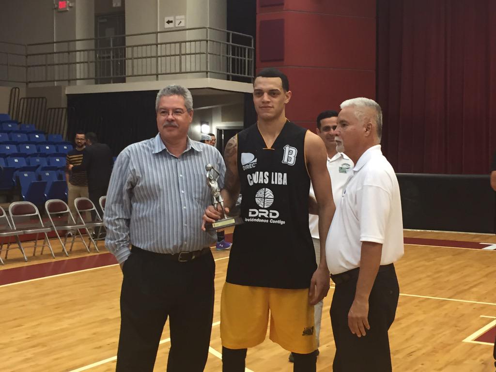 buzzerbeaterpr's tweet photo. Jorge Sanabria es nombrado MVP de la #FinalSub22 http://t.co/mvMOgPGZSF