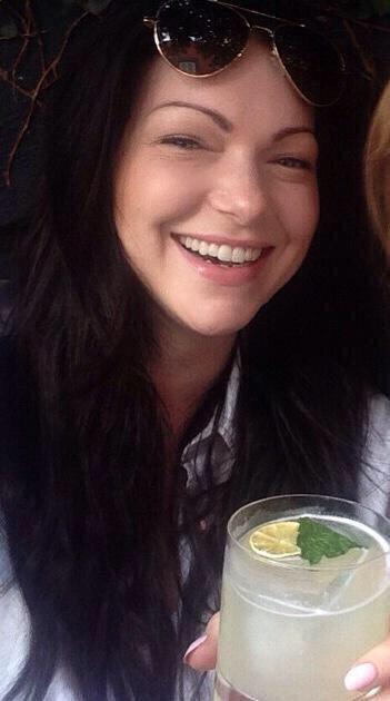 Iauraprepns's tweet photo. she is so stunning?? i can't get over how beautiful she is?? http://t.co/yw3WXWFzhP