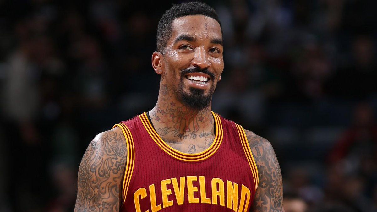 NBAcom's tweet photo. J.R. Smith announces on Instagram that he's re-signing with @Cavs: http://t.co/qBNMx0YfrQ #HangTime http://t.co/MaW24fLS9v