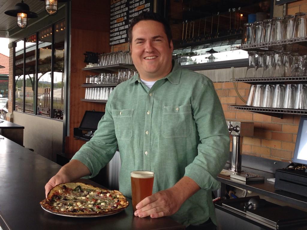 TraverseTravelr's tweet image. Had fun shooting video today at @FillingTC. Hopefully the sun will return tomorrow for day 2. #tcmi