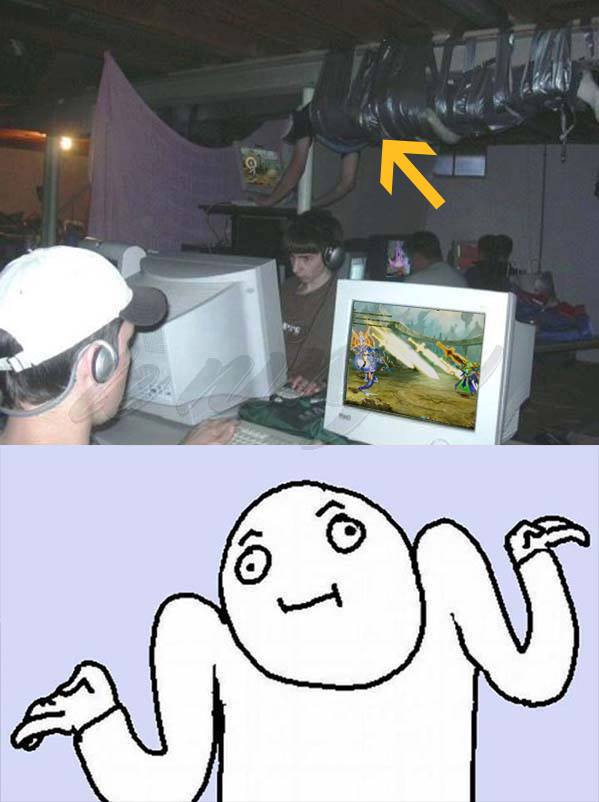 Na época que a gente não tinha wifi, o jeito era improvisar!Tudo pra jogar com os amigos, agora é fácil.basta acessar