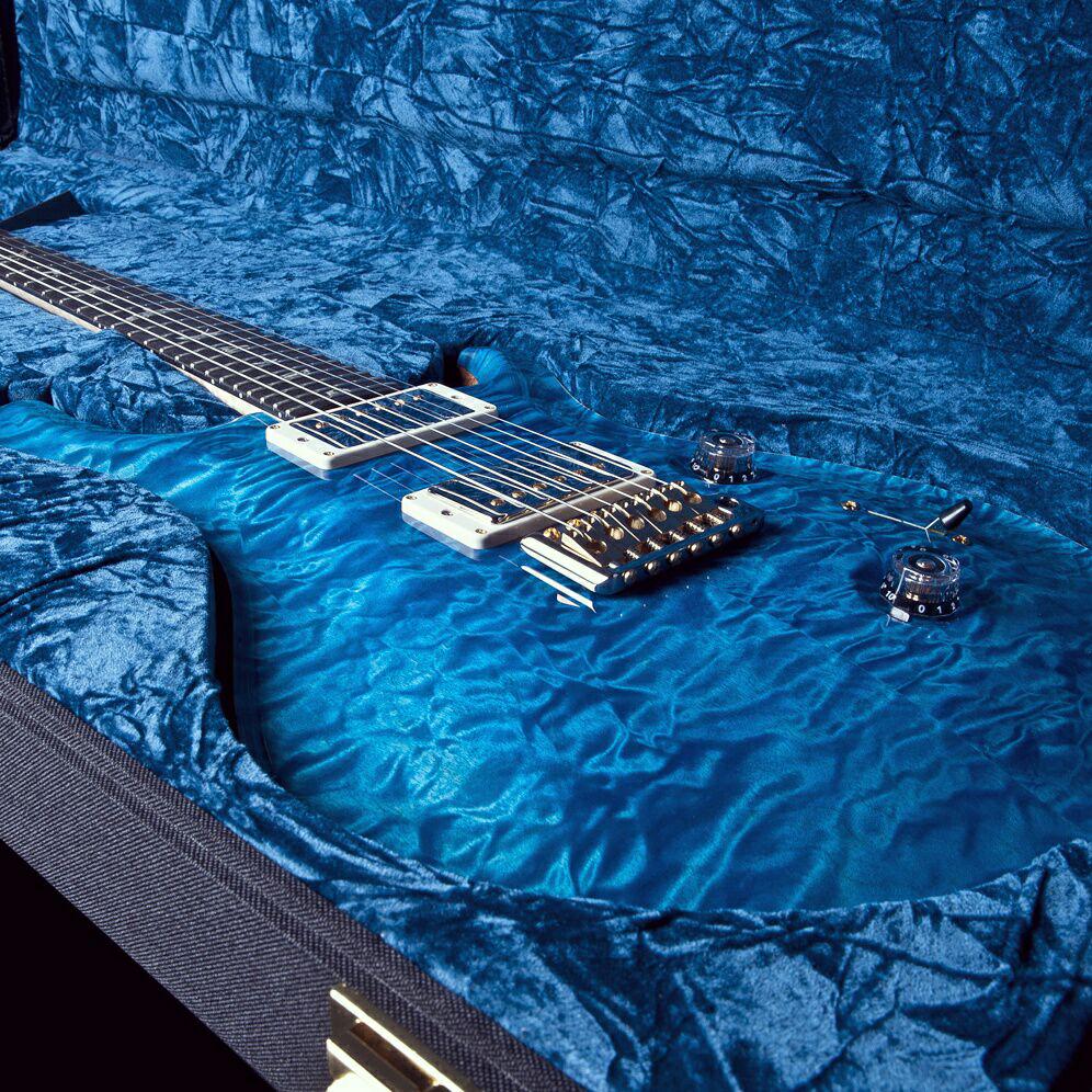 AmazingGuitars's tweet photo. Sometimes guitars can be like a chameleon. #guitar #chameleon #PaulReedSmith #PRS http://t.co/AReToLQXHO
