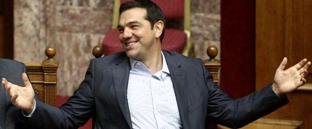 Çipras, Nazım'ın dizeleri ile istifa etti ntv.com.tr/dunya/23-milya…