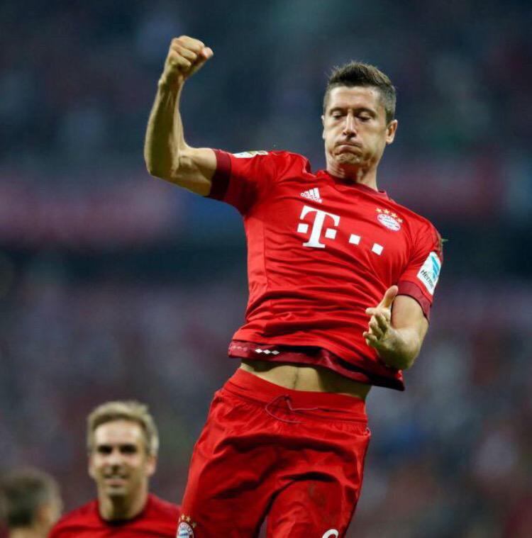 Happy 27th birthday to the best striker in the world, king Robert Lewandowski!   