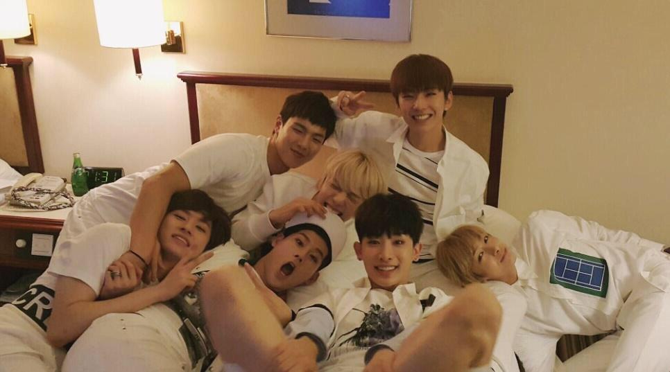 ororkkk07's tweet photo. #HAPPYMONSTAX100DAYS
100日おめでとう!!!!
いつか日本にも…( i _ i )
これからも応援し続けます http://t.co/QjlAZOBHgH