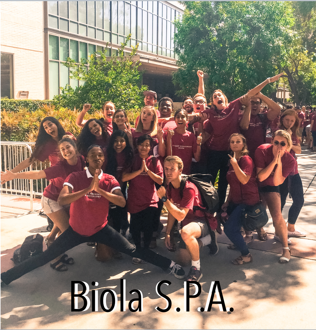 adamjwash's tweet photo. Getting ready to love more and for Move In Weekend! Philippians 1:9 #BiolaSPA @Biola_SPA #BiolaBegins #BiolaLife http://t.co/JVeUelA27V