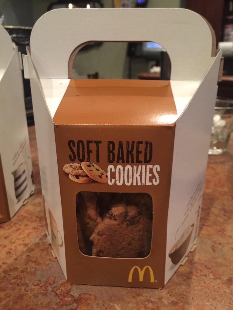 saaarasmile's tweet photo. Happy meal for stoners. #cutecookiewindow #notmycookiesthough http://t.co/DdWALtaWBT