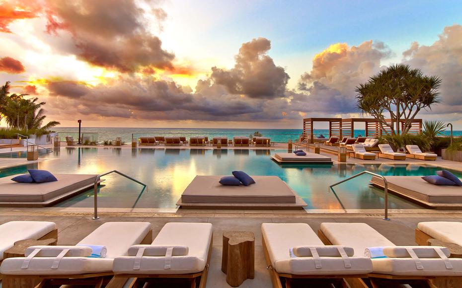TravelLeisure's tweet photo. There’s been a global explosion of design-focused, tech-savvy hotels—find the best one for you:http://t.co/rHIUzyJleE http://t.co/VoyOxbYj9Y