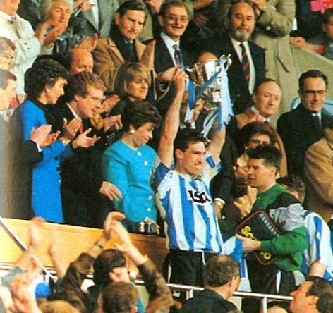 Happy 52nd Birthday Nigel Pearson 20 goals in 224 games 1987-94 - 1 Cup & 1 Promotion!! 