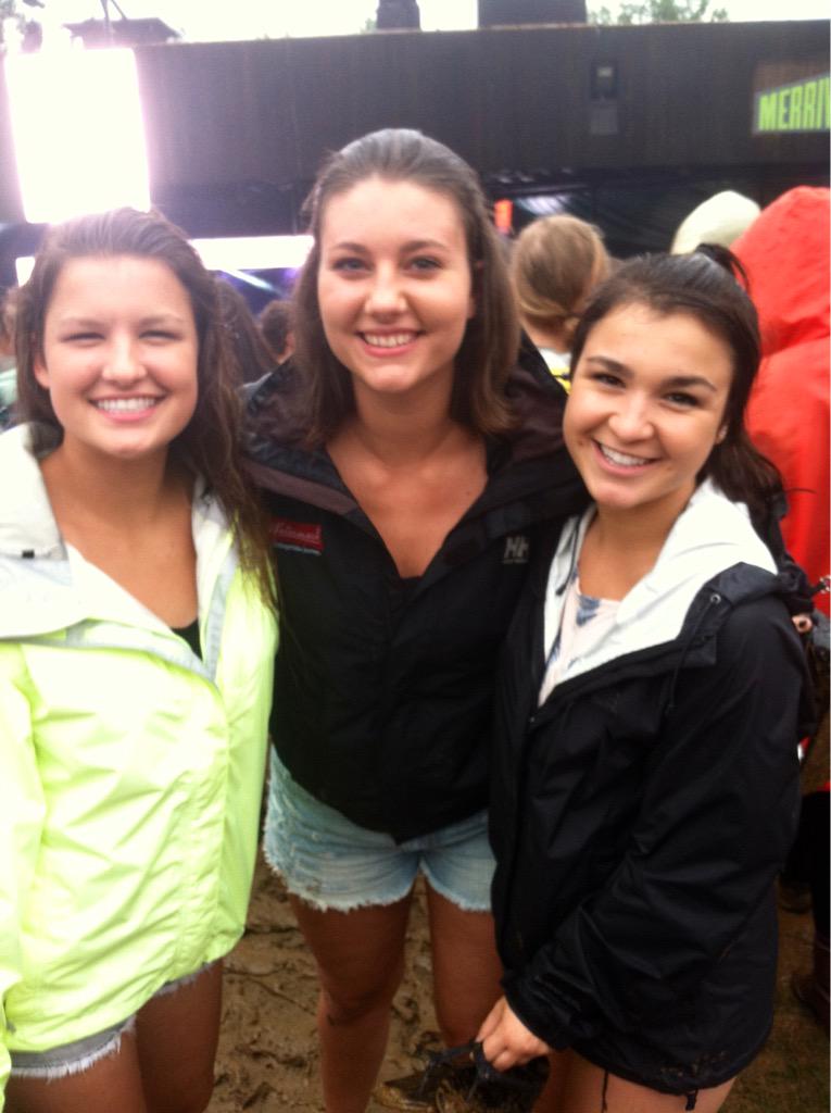 Happy birthday Nat ily & miss you        ready to party at Jake Owen tonight!!!     