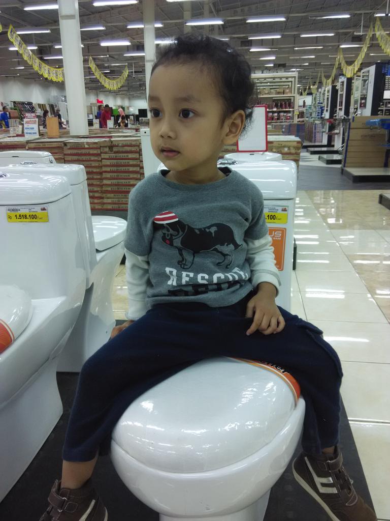 VandiMSurpluS's tweet photo. Si ganteng lagi eek... http://t.co/6G22ceXK5x
