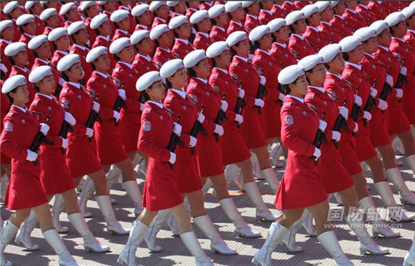 People's Daily, China on X: "Female soldiers: Heroine in China's military  parades http://t.co/z5umReWvjE" / X
