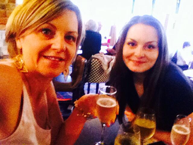 debspiper's tweet image. Celebrating with this victorious lady today! 5 applications,4 interviews,2 offers inc her first choice, starts Tues!!