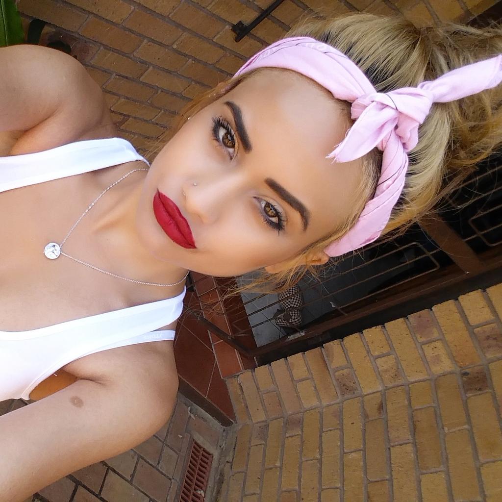 Music all day everyday ♡ #music #djcarlyo