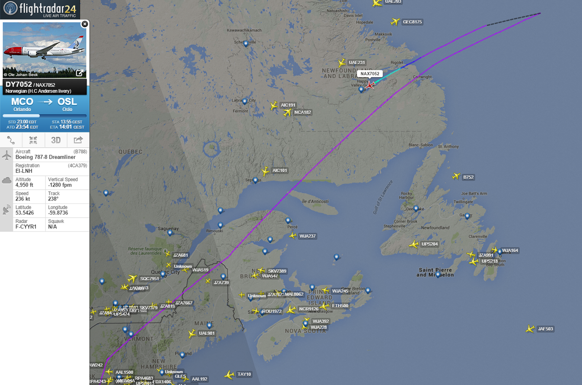 Norwegian DY7052 from Orlando to Oslo is diverting to Goose Bay
