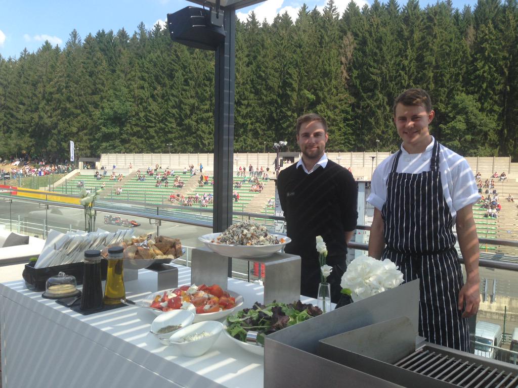 RocketF1's tweet photo. Roof terrace BBQ, sunshine and a fantastic view of the track - perfect start to this F1 weekend! @SpaFrancorchamp http://t.co/E8HaoZnGsp