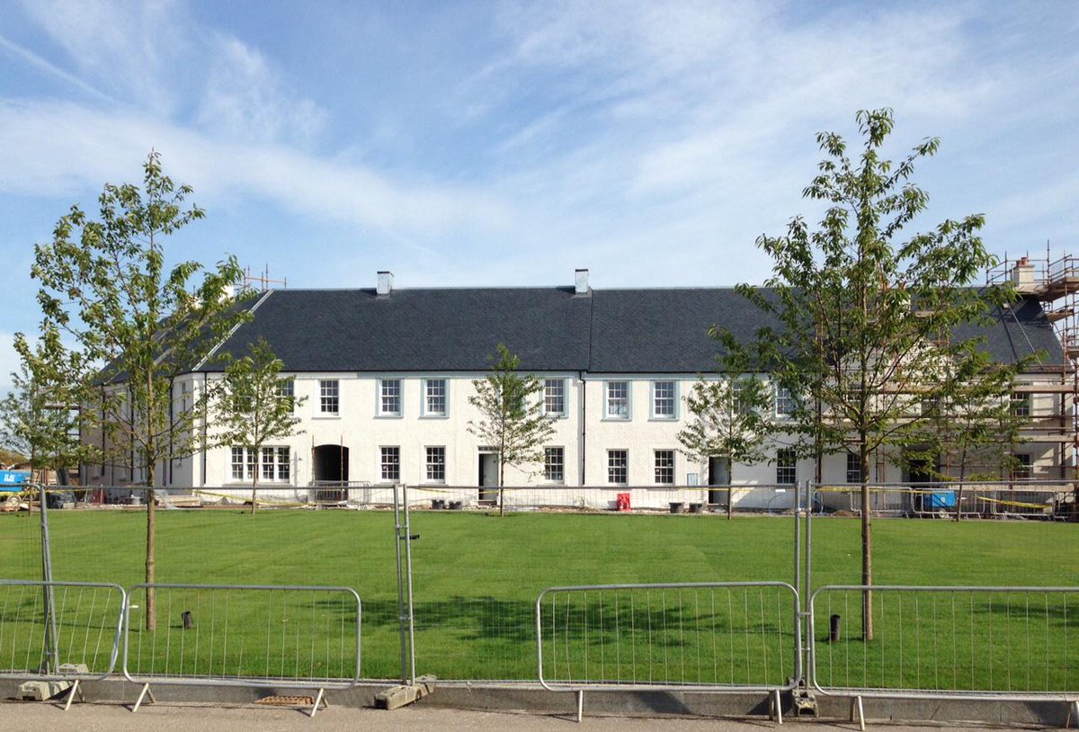 A picture a Hume Square at Chapetlon coming along nicely.