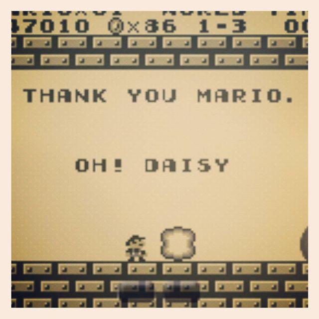 mariakat80's tweet photo. Njoy retro moments 
#retro_gaming #nintendo #game_boy #super_mario http://t.co/wxqcpyD1bP http://t.co/AFWkpap50x
