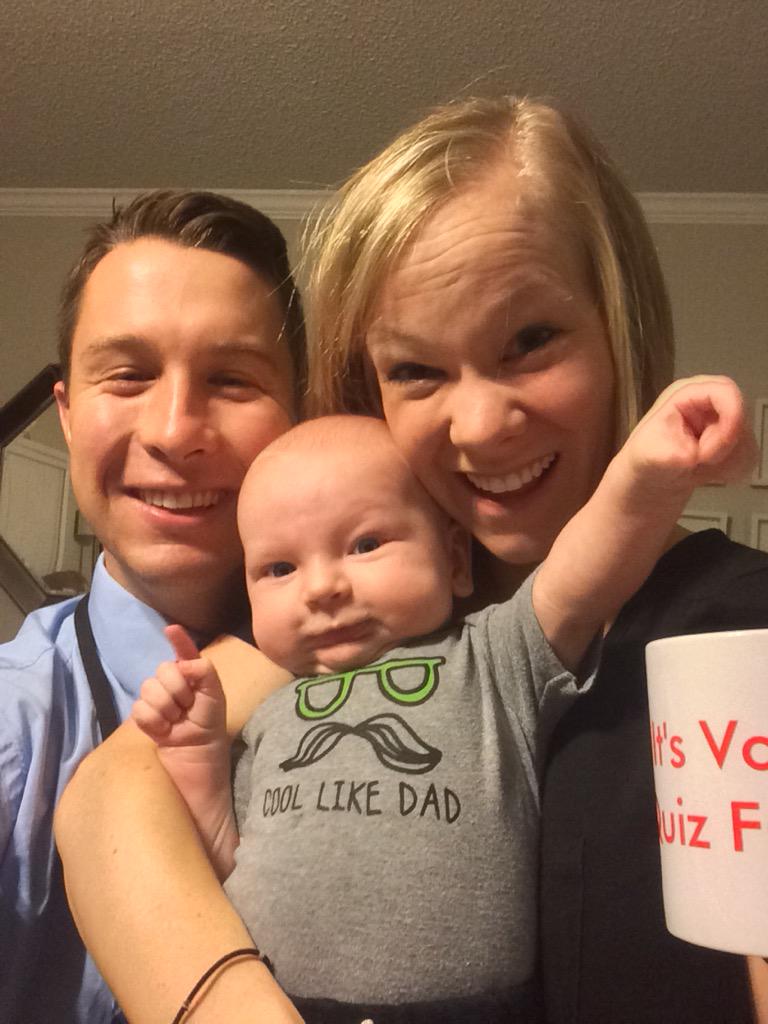 aguilar_eua's tweet photo. The whole family is excited about Huck's first #vqf Mug courtesy of @keith_aldrich99 #coollikedad http://t.co/TMsSsjEjGY