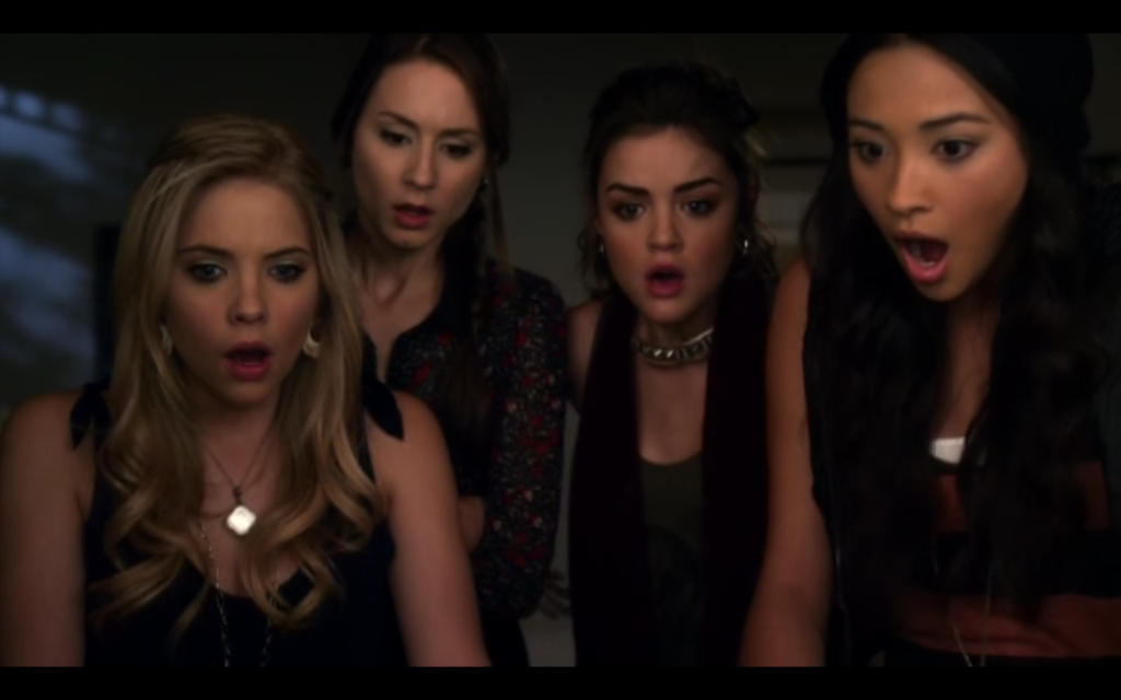 seventeen's tweet photo. Just watched the @ABCFpll #5YearsForward trailer and nearly fell off our chairs (not kidding) http://t.co/jh271OcH5j http://t.co/PvnsrXc9HS