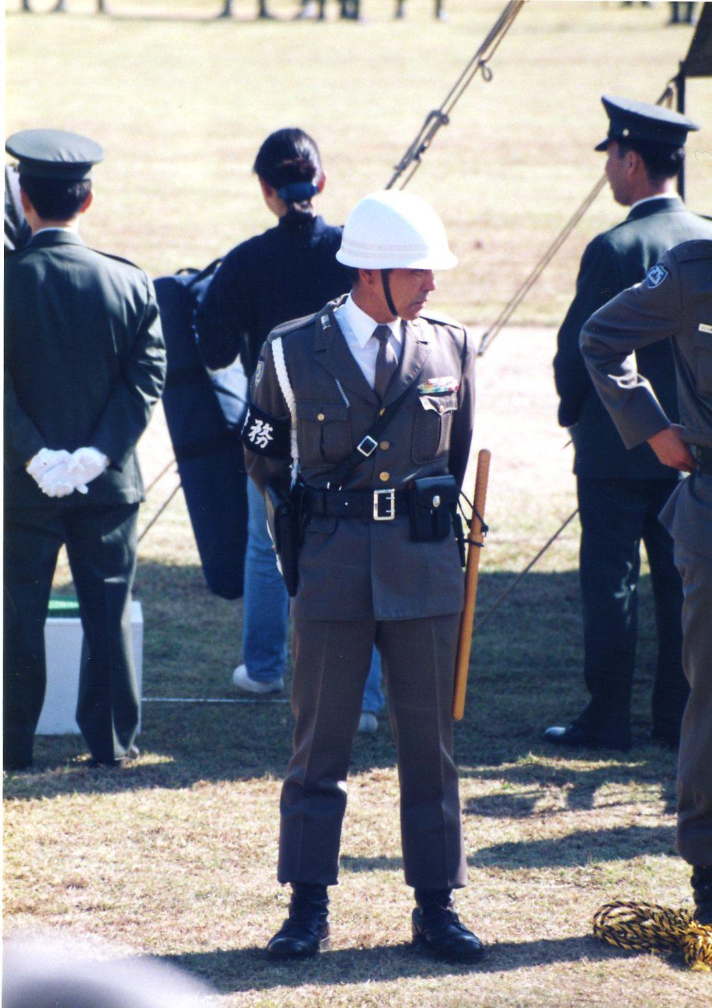 Conductor 昔の写真から 警務隊 警務隊の木製警棒は警察とはちょっと違った感じです Http T Co Ev9fvahixj Twitter