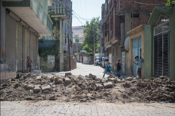 VICENews's tweet photo. "There will be a civil war in Turkey - we will go town by town:" http://t.co/bR9ahu6dig http://t.co/T3f2bpQBEd