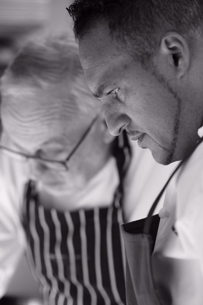 jamesmartinchef's tweet photo. Cooking with these two today! http://t.co/YCPWNWOKN4