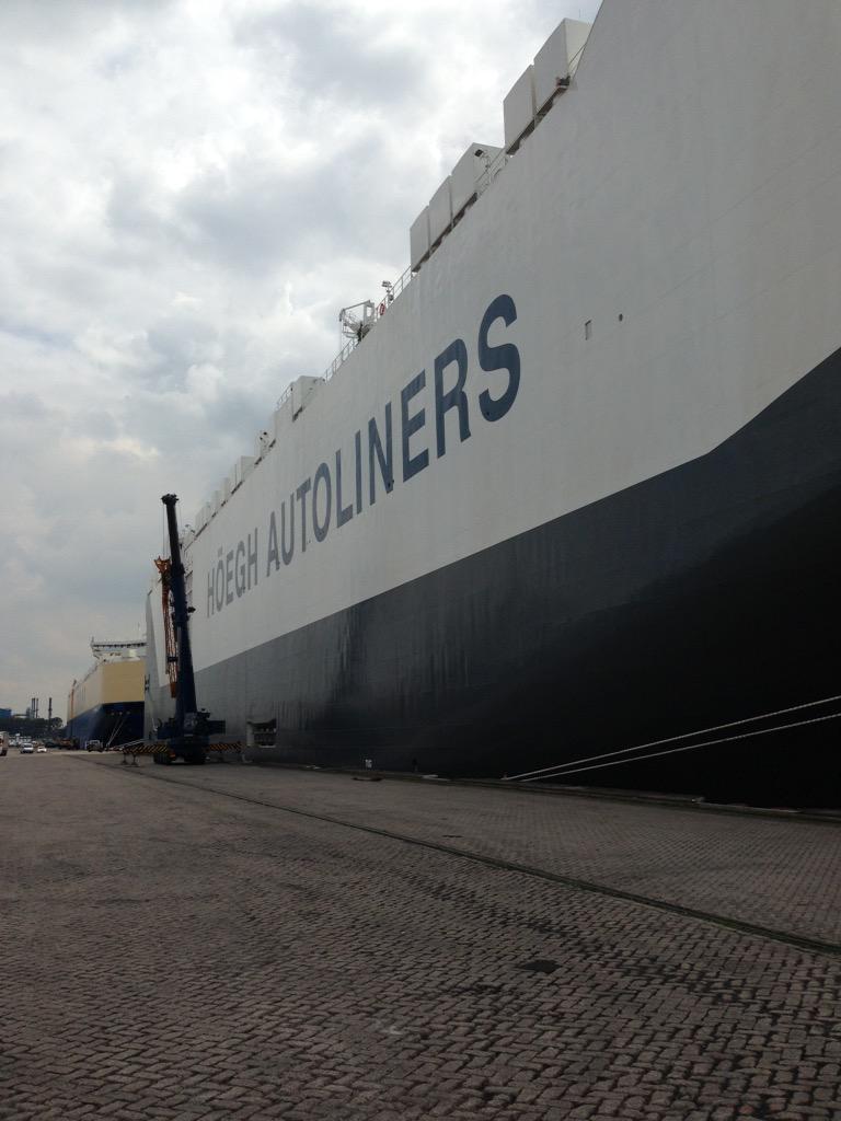 Andere havens moeten wachten! #hoeghtarget van #hoeghautoliners komt eerst in #havenrotterdam #nlrtm