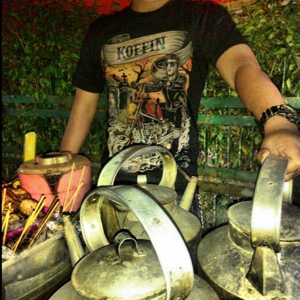 Ts ghostriders Price : Rp 120.000,-cp: 08 2324 8888 16 PIN : 25B6F351 #koffinyk #koffin