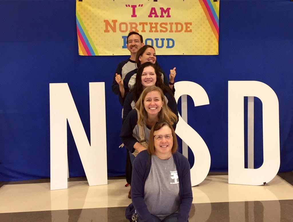 MelSprtn's tweet photo. #convoselfie http://t.co/UJHV1BVBJA