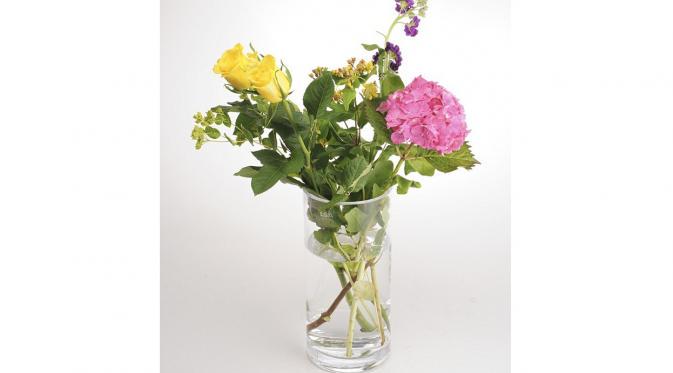 Jaga Bunga Tidak Mudah Layu dengan Vodka lifestyle.liputan6.com/read/2298173/j…