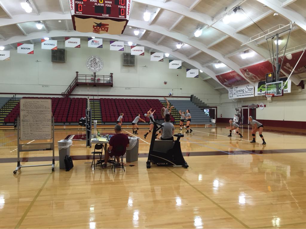 ColgateVB's tweet photo. Another day, another practice. Keep'em coming! 7 days till we're at Wisconsin. #ChooseToBeGreat #ColgateVB http://t.co/sHklbvCXM9