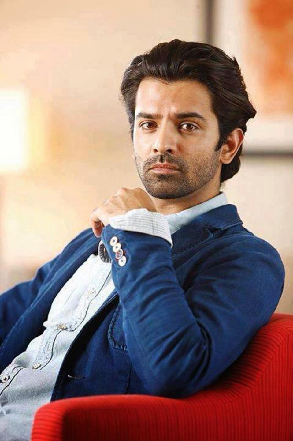  wishes Barun Sobti, a very happy birthday  