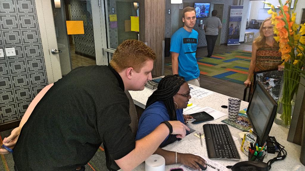 justblev's tweet photo. Check out the Amazing Russell in action. @raivazian @UKHouseResLife http://t.co/qWU7xGiQNi