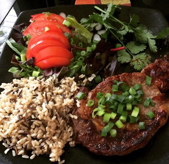 Margo_Fit's tweet photo. What do you have for your #lunch today? Obviously, I love my food 😍 #nutrition #healthyeating http://t.co/oeryxdRxSB