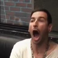 issuesascats's tweet photo. @therettes http://t.co/8uTalOoe5b