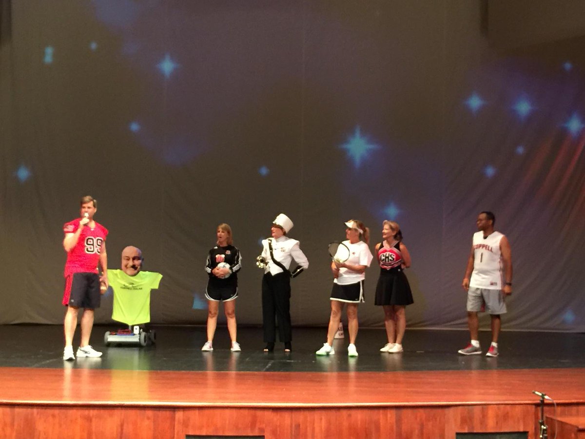 MarilynDenison's tweet image. Coppell Board teaming it up! #cisdlearns #bestboardever