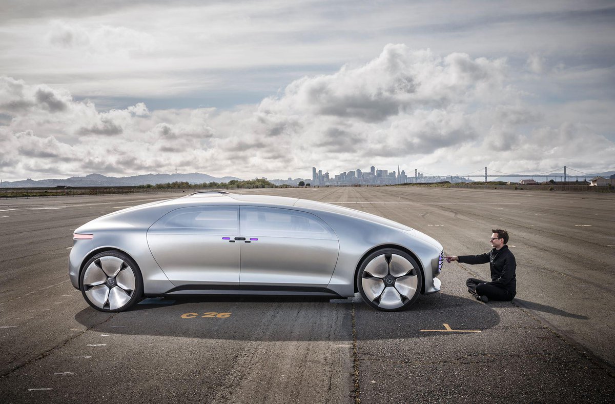 ArsElectronica's tweet photo. Save the date: Self-driving car F 015 is coming to the main square of Linz on Sept. 1, 11AM http://t.co/31iqCjeqNy http://t.co/HTAkMijT8T