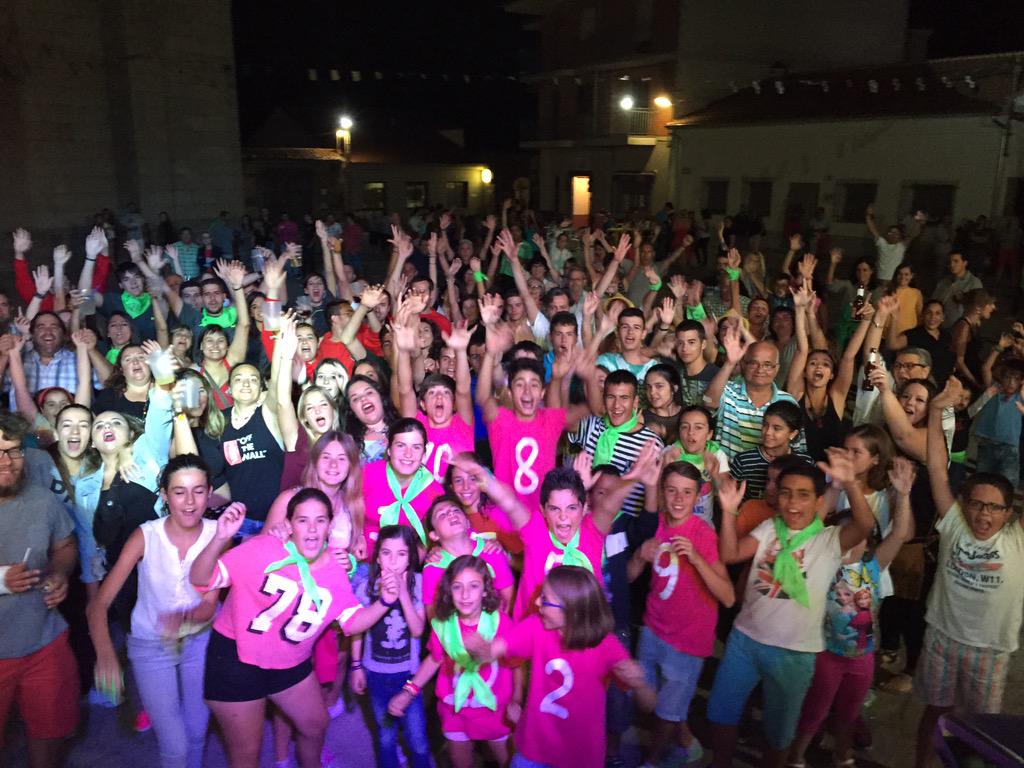 discoarte's tweet photo. GRACIAS #VILLARDELAYEGUA , UN AÑO MÁS , POR UNA NOCHE ESPECTACULAR !!! http://t.co/E7gweXkzRa