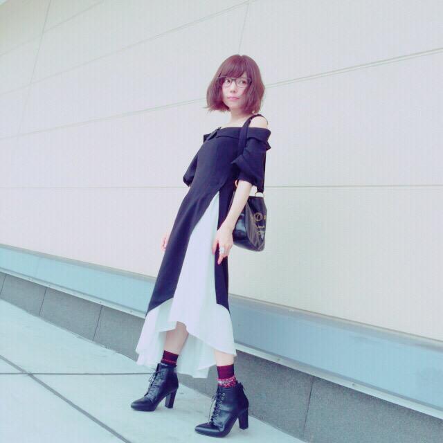 私服 変形ワンピース Eatme レースアップショートブーツ Eatme ワンピは楽でオシャレ感ある風に作ったよ 秋はアウターはおってダルダルにしたい 益若つばさtsubasamasuwaka Scoopnest
