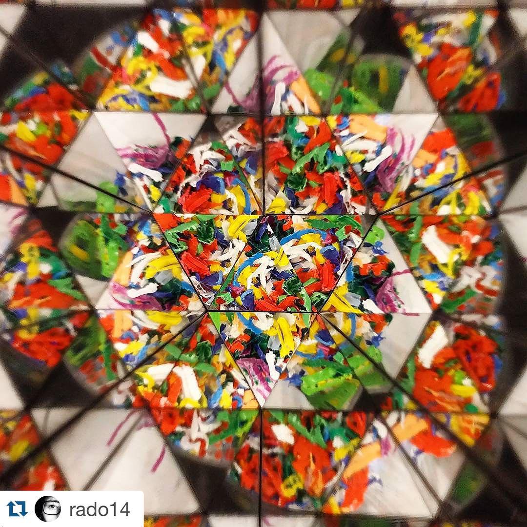 RaceForWater's tweet image. Thousands of people have already participated in our kaleidoscope activity at #EXPO2015! #RaceforWater #WaterGuardian