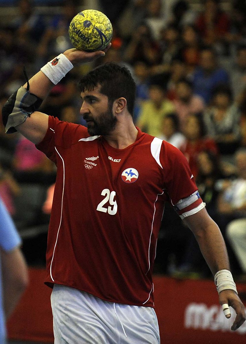 Oneto causó revuelo en su presentación en Polonia <a href="/marcooneto/">marco oneto</a>
 hxh.cl/1WJuyTY