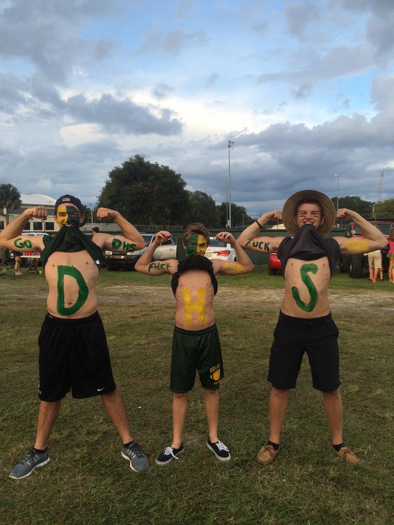 gcapman47's tweet photo. FlashBack Friday to last year when we kicked University's ass, Time to do it again tonight!!💚💛🐶 #DELAND #BeatUHS http://t.co/NiTopSQlG2