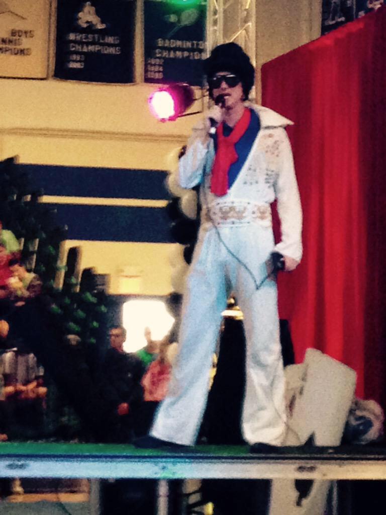 LaHabraHS's tweet image. Elvis is in the house! @LAHABRA_ASB #firstassembly