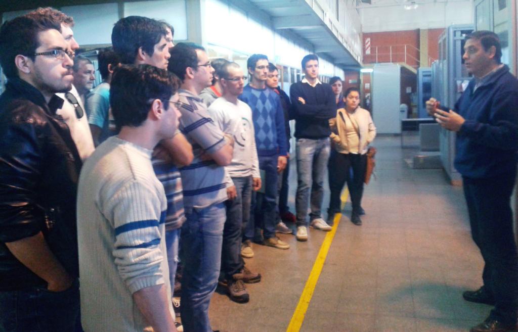 Nos visitan estudiantes de Ingeniería Electrónica de la Univ. De Misiones. Bienvenidos!!
